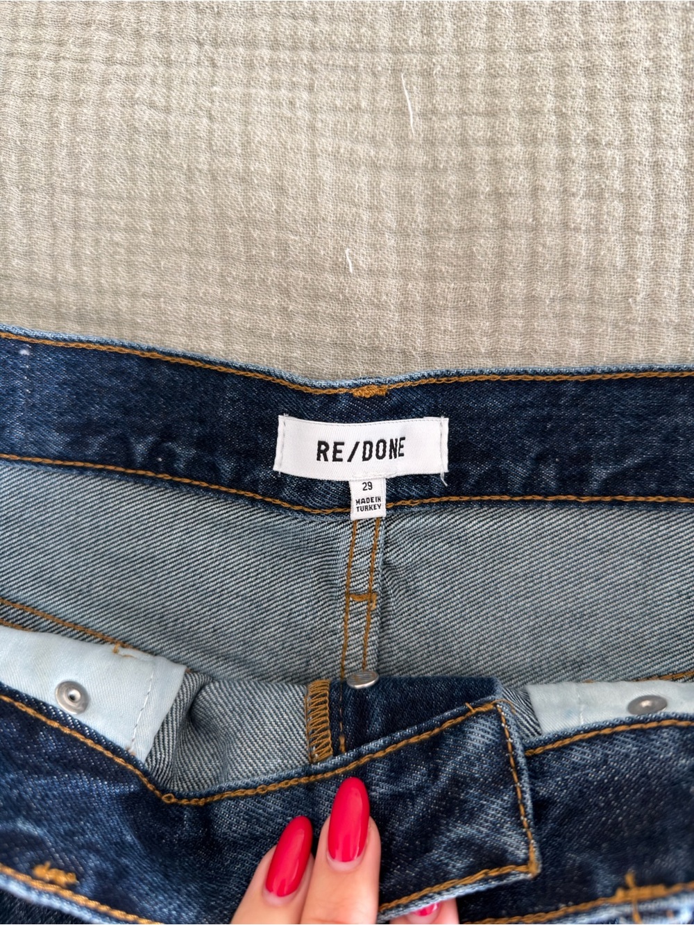 NWT re/done 90’s low slung denim shorts - Picture 2 of 4